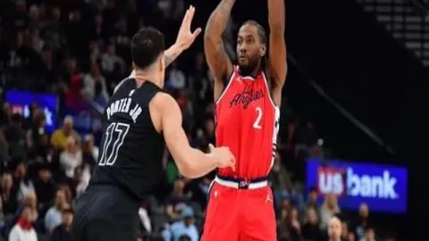 [NBA]浓眉高效得分40+12 力挫马刺